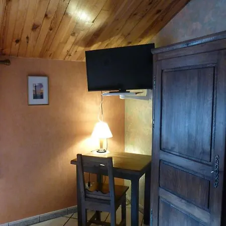 Bed & Breakfast Les De Solgne